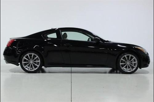 Infiniti G37 2008 photo 1