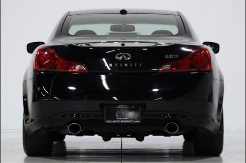 Infiniti G37 2008 photo 3