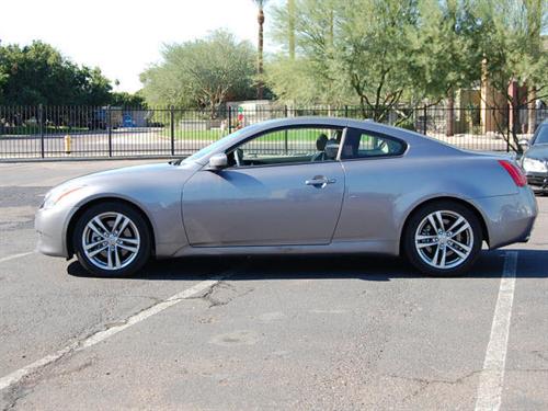 Infiniti G37 2008 photo 2