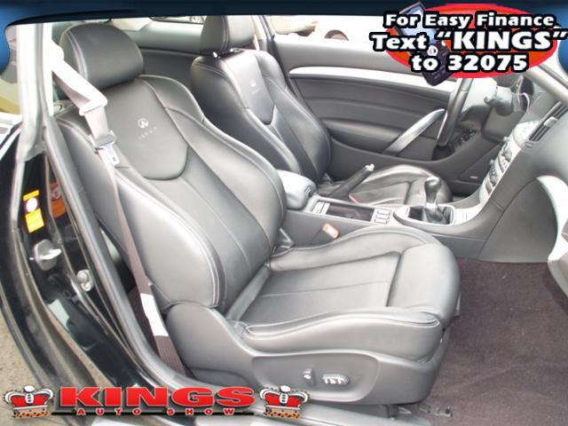 Infiniti G37 2008 photo 3