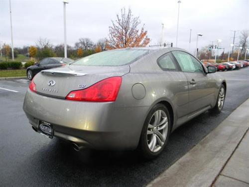 Infiniti G37 2008 photo 1