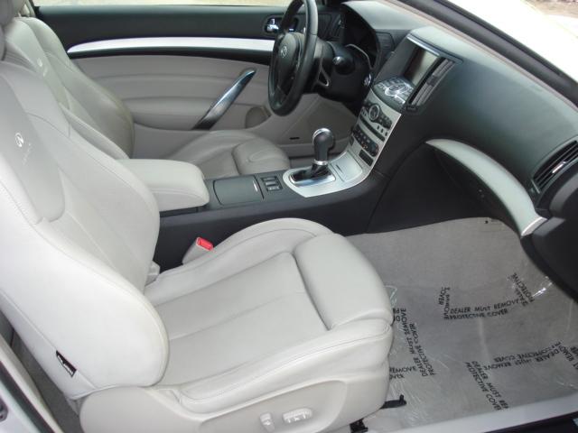 Infiniti G37 2008 photo 5