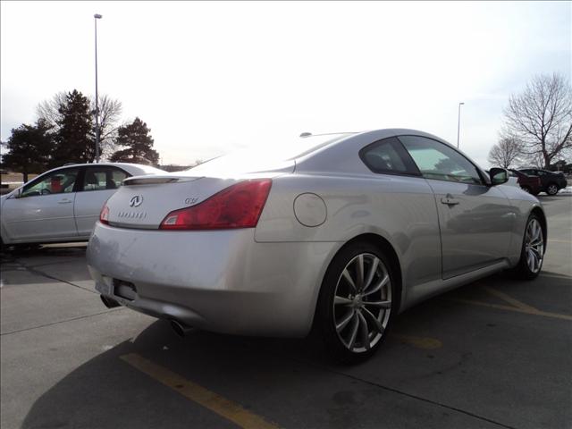 Infiniti G37 2008 photo 3