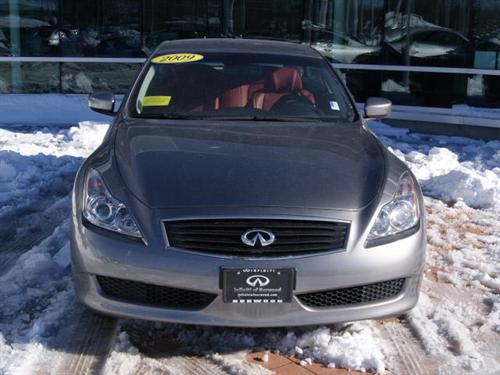 Infiniti G37 2009 photo 4