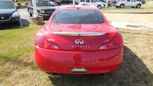 Infiniti G37 2009 photo 8