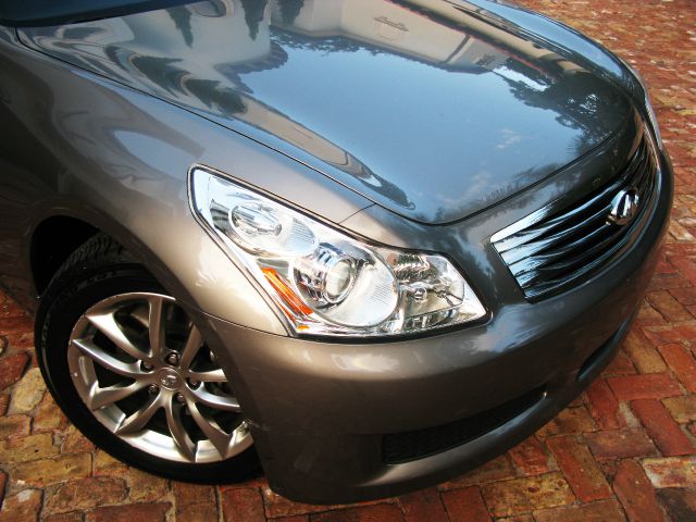 Infiniti G37 2009 photo 1