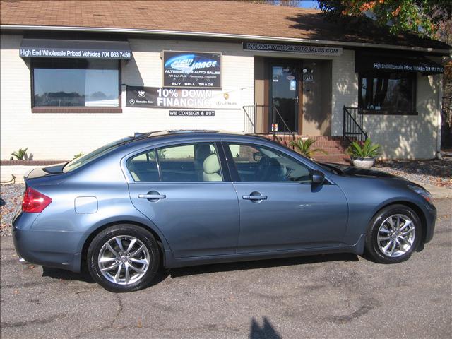 Infiniti G37 Deluxe Premium Hardto Sedan