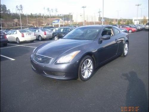 Infiniti G37 2009 photo 2