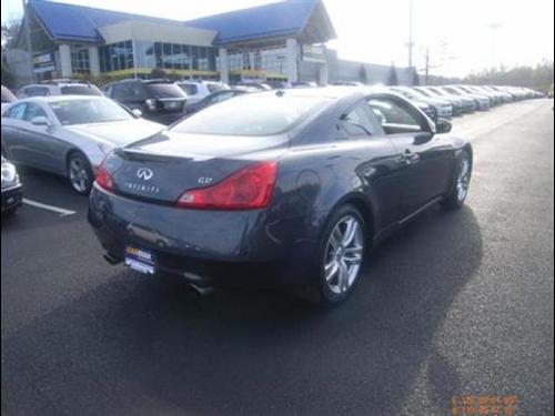 Infiniti G37 2009 photo 4