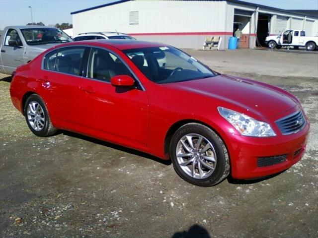 Infiniti G37 2009 photo 2