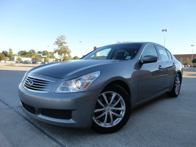 Infiniti G37 2009 photo 4