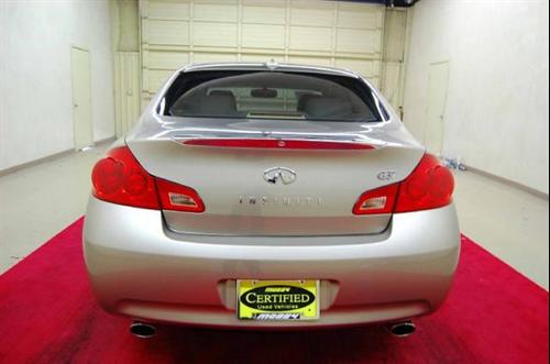 Infiniti G37 2009 photo 4