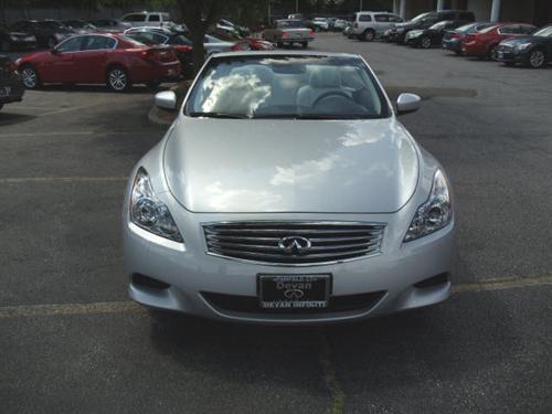 Infiniti G37 2009 photo 1