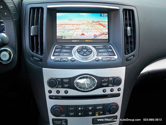 Infiniti G37 2009 photo 9