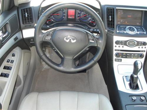 Infiniti G37 2009 photo 4