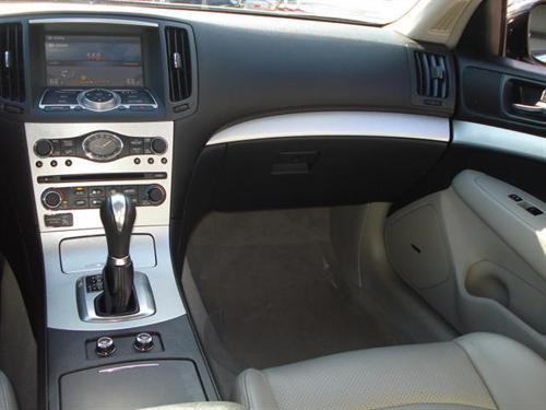 Infiniti G37 2009 photo 5