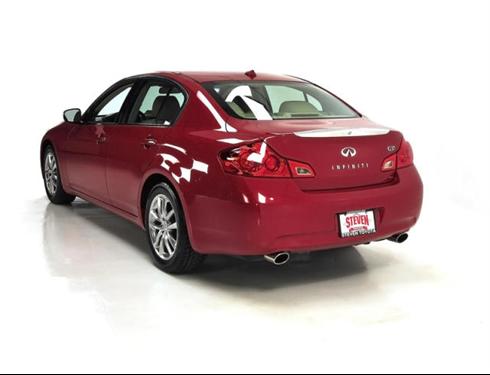 Infiniti G37 2009 photo 2
