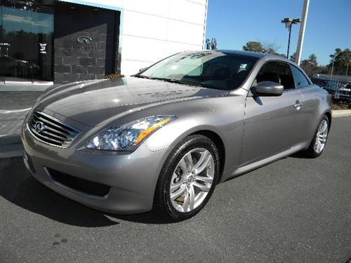Infiniti G37 2009 photo 2