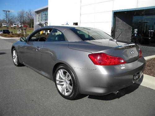Infiniti G37 2009 photo 3