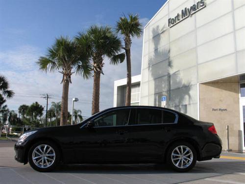 Infiniti G37 2009 photo 1