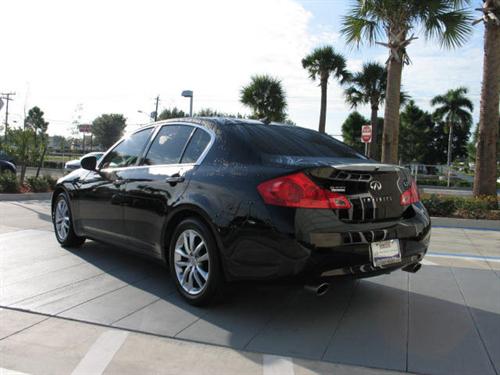 Infiniti G37 2009 photo 2