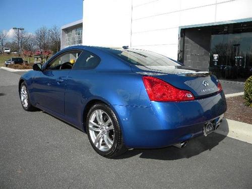 Infiniti G37 2009 photo 2