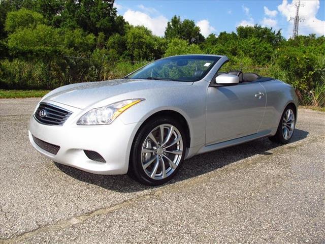 Infiniti G37 2009 photo 2