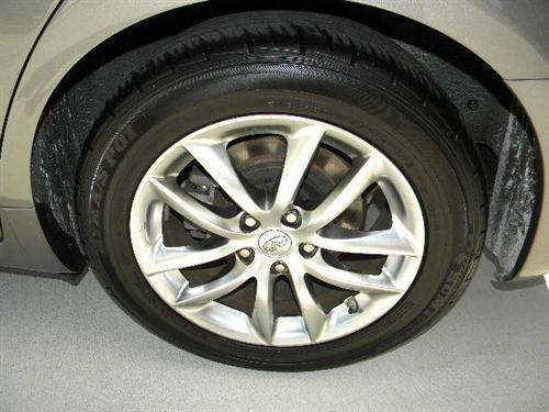 Infiniti G37 2009 photo 3
