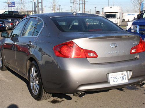Infiniti G37 2009 photo 3