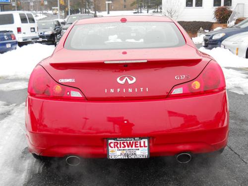 Infiniti G37 2009 photo 3