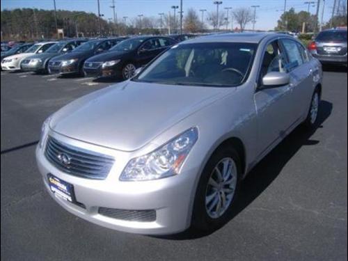 Infiniti G37 2009 photo 2
