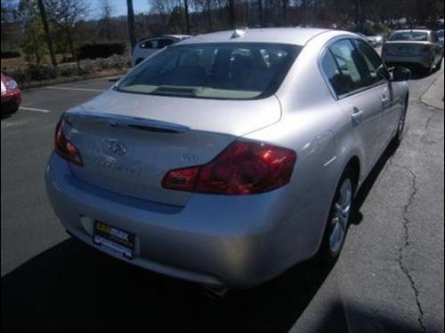 Infiniti G37 2009 photo 4