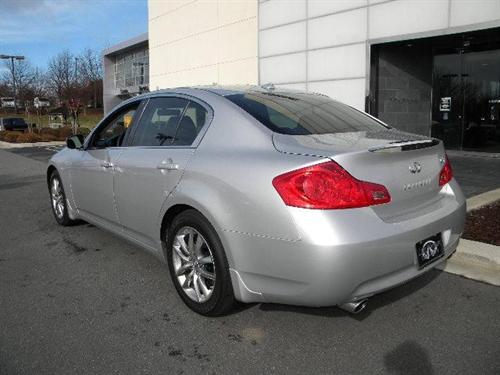 Infiniti G37 2009 photo 1