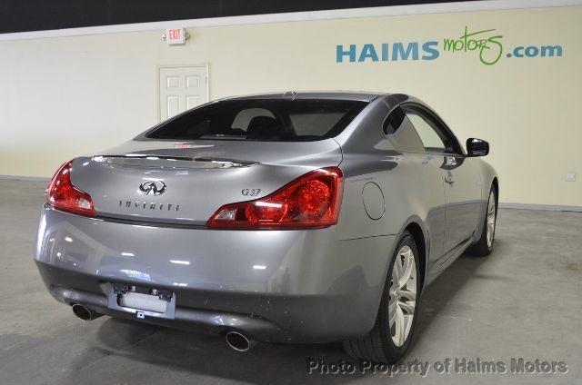 Infiniti G37 2010 photo 1