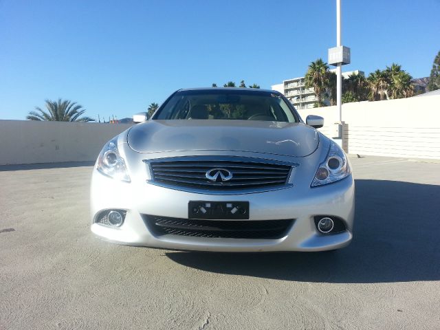 Infiniti G37 2013 photo 1