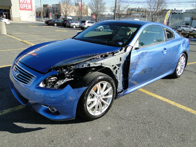 Infiniti G37 2013 photo 3