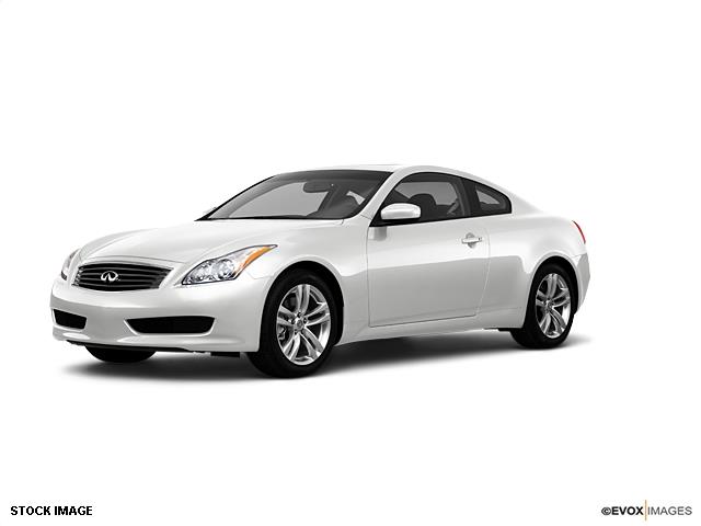 Infiniti G37 Coupe 2010 photo 4