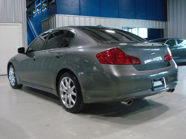 Infiniti G37 Sedan 2011 photo 1