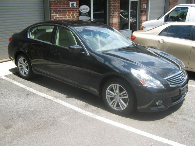 Infiniti G37 Sedan 2012 photo 4