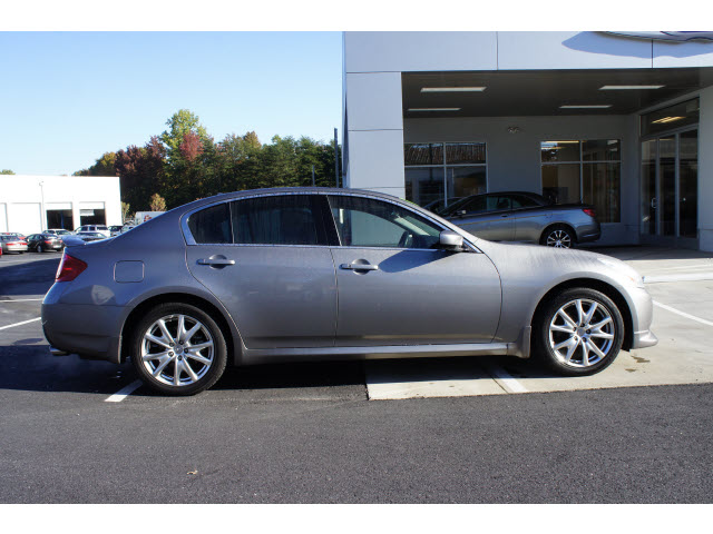 Infiniti G37x 2009 photo 1