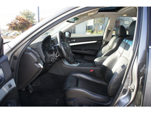 Infiniti G37x 2009 photo 3
