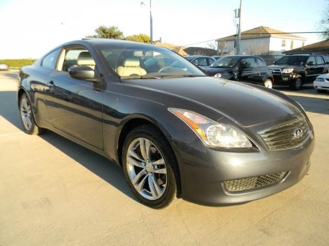 Infiniti G37x 2009 photo 4