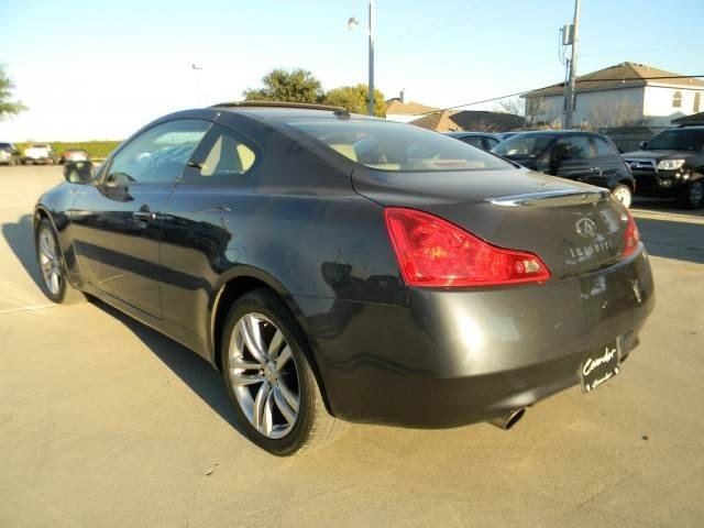 Infiniti G37x 2009 photo 5