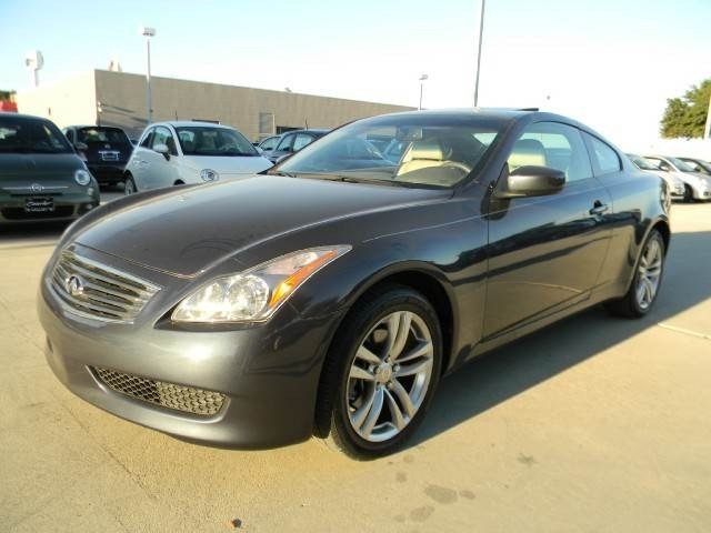 Infiniti G37x 2009 photo 1