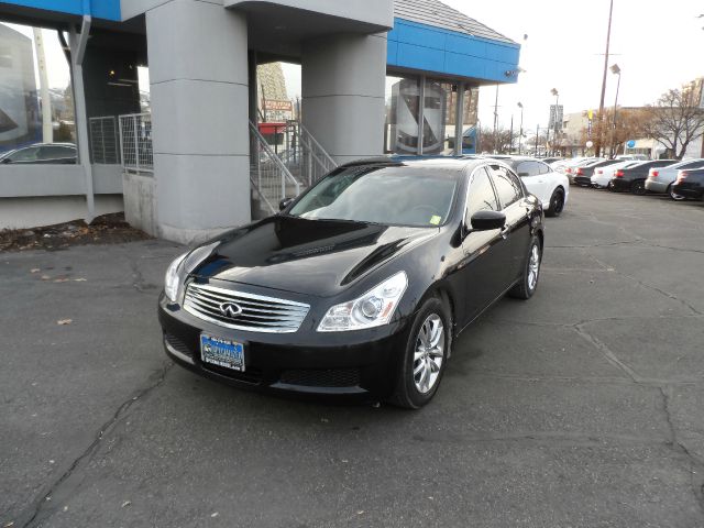 Infiniti G37x 2009 photo 4
