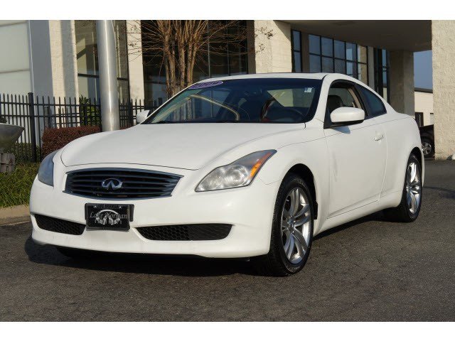 Infiniti G37x 2009 photo 2