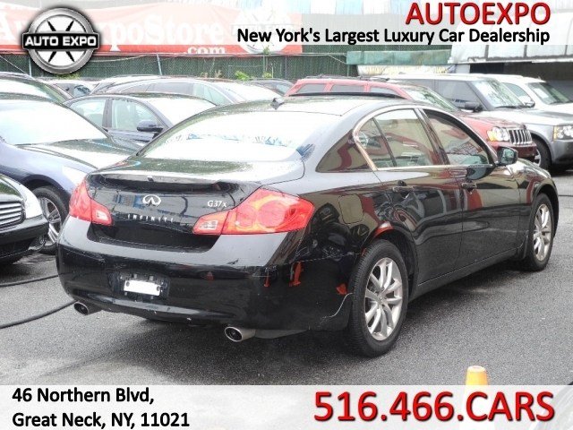Infiniti G37x 2009 photo 2