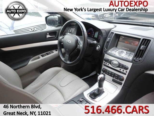 Infiniti G37x 2009 photo 1