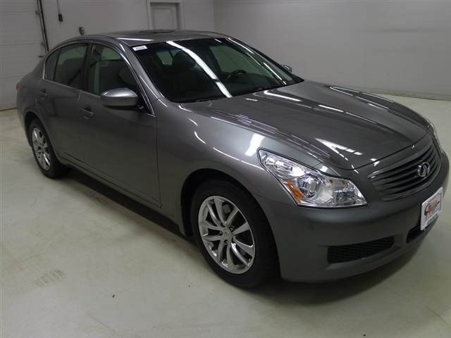 Infiniti G37x 2009 photo 3