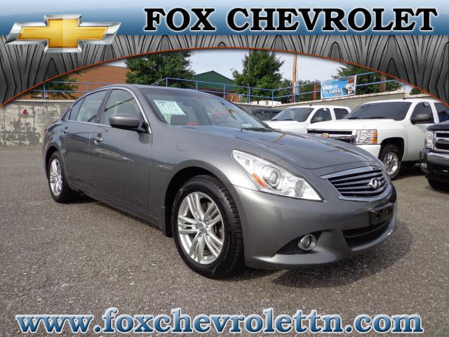 Infiniti G37x 2010 photo 4